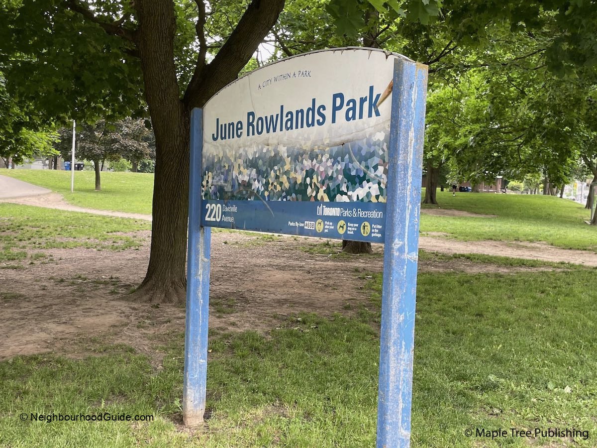 Davisville-Park Davisville-Park