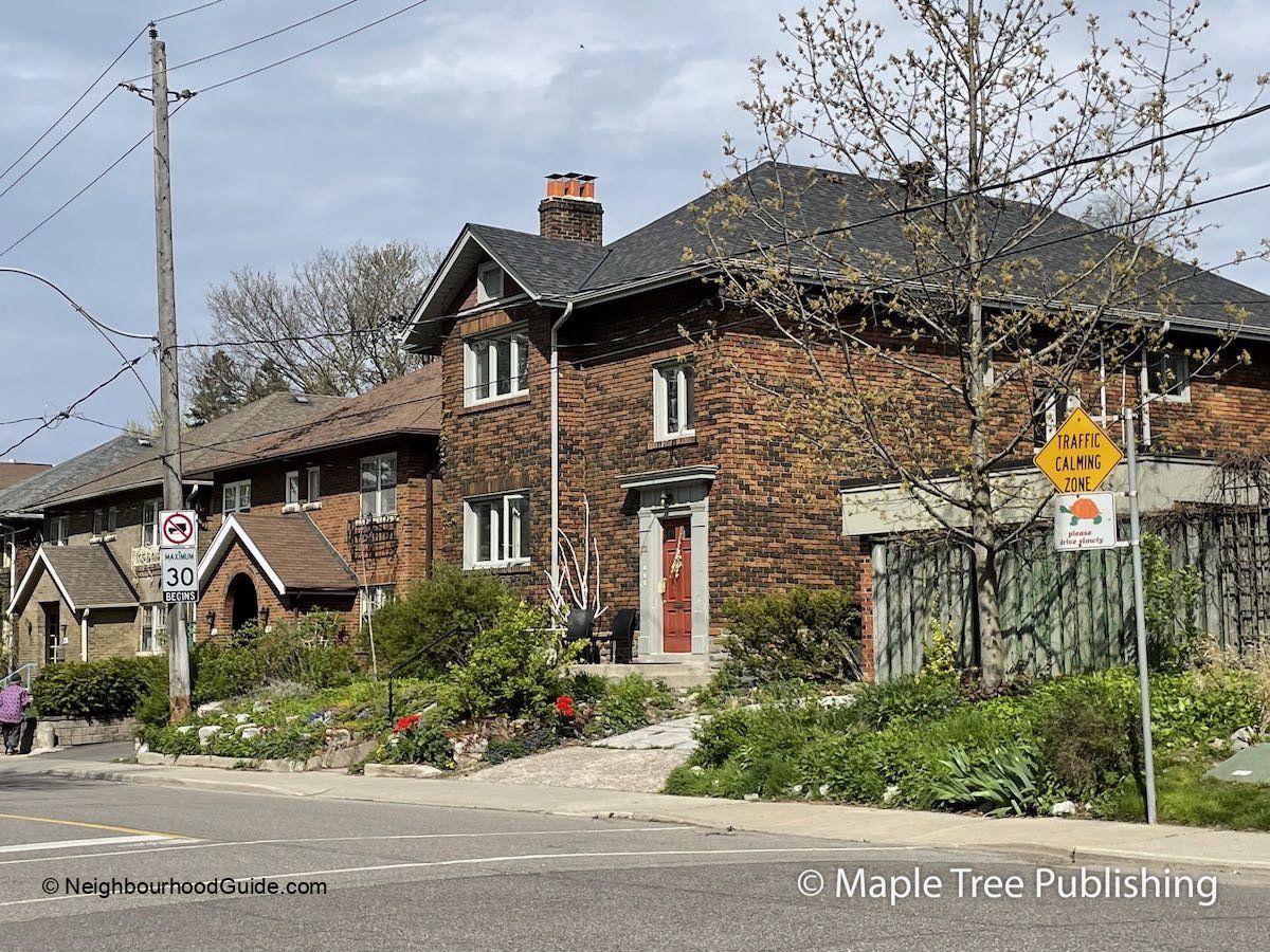 Davisville-Village_26 Davisville-Village_26