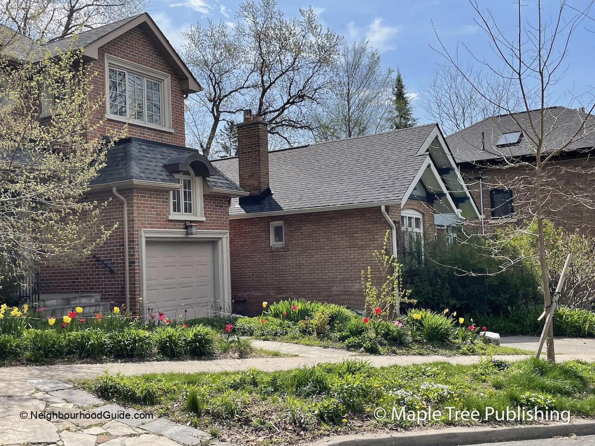 Davisville-Village_28 Davisville-Village_28
