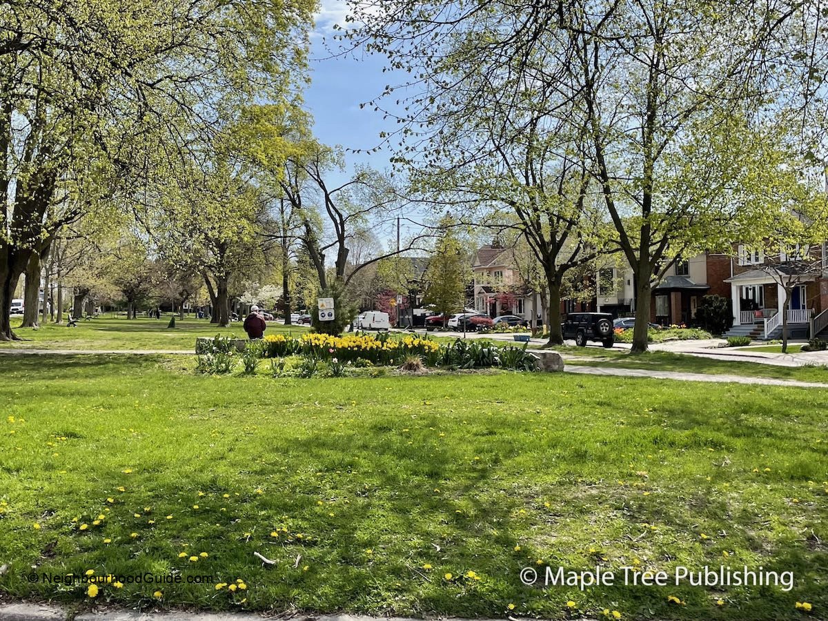 Davisville-Village_29 Davisville-Village_29