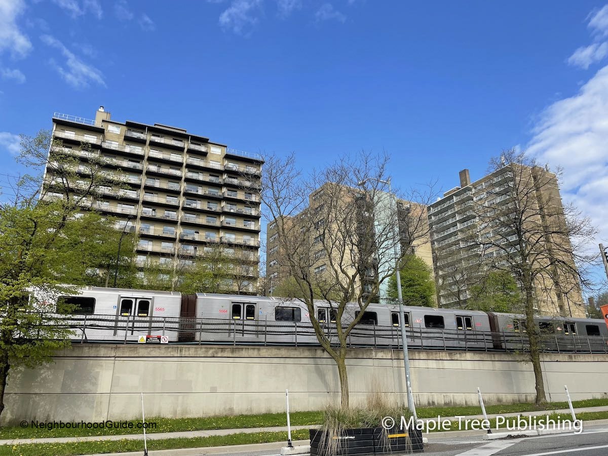 Davisville-Village_31 Davisville-Village_31