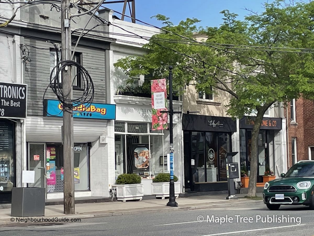 Davisville-Village_40 Davisville-Village_40