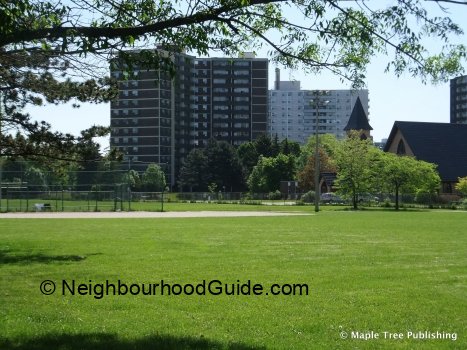 Toronto-Neighbourhood-Guide-Don-Valley-Village3 Toronto-Neighbourhood-Guide-Don-Valley-Village3