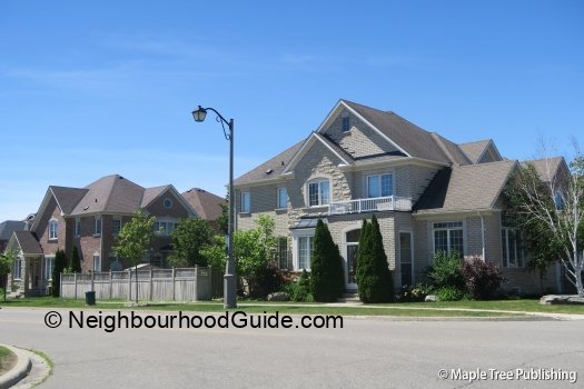 Toronto-Neighbourhood-Guide-Victoria-Manor8