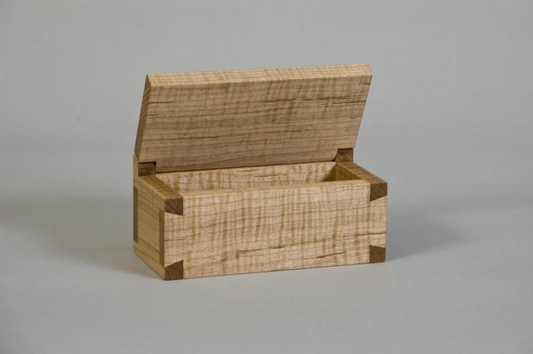 OneDTBoxopen 768x511