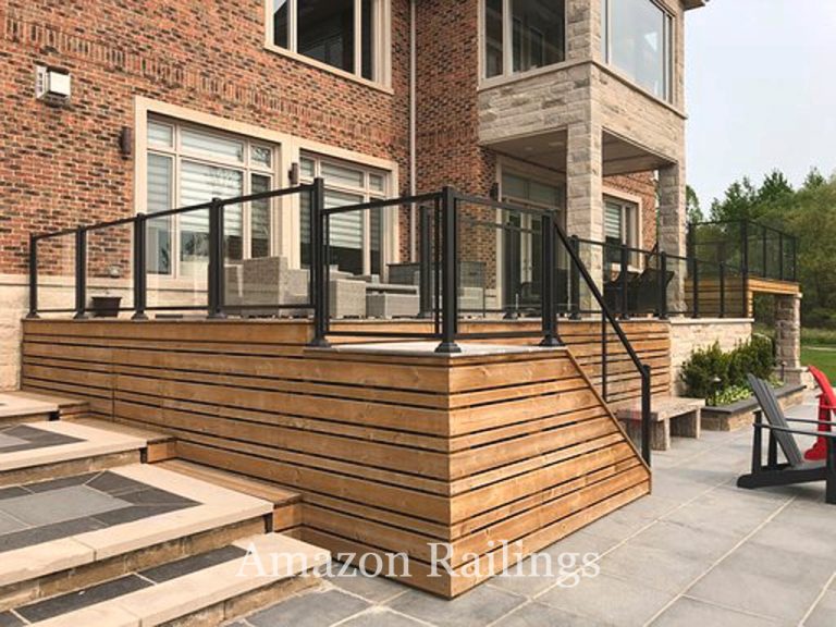 MANUFACTURING OUTDOOR GLASS RAILING Amazon Railings 768x576